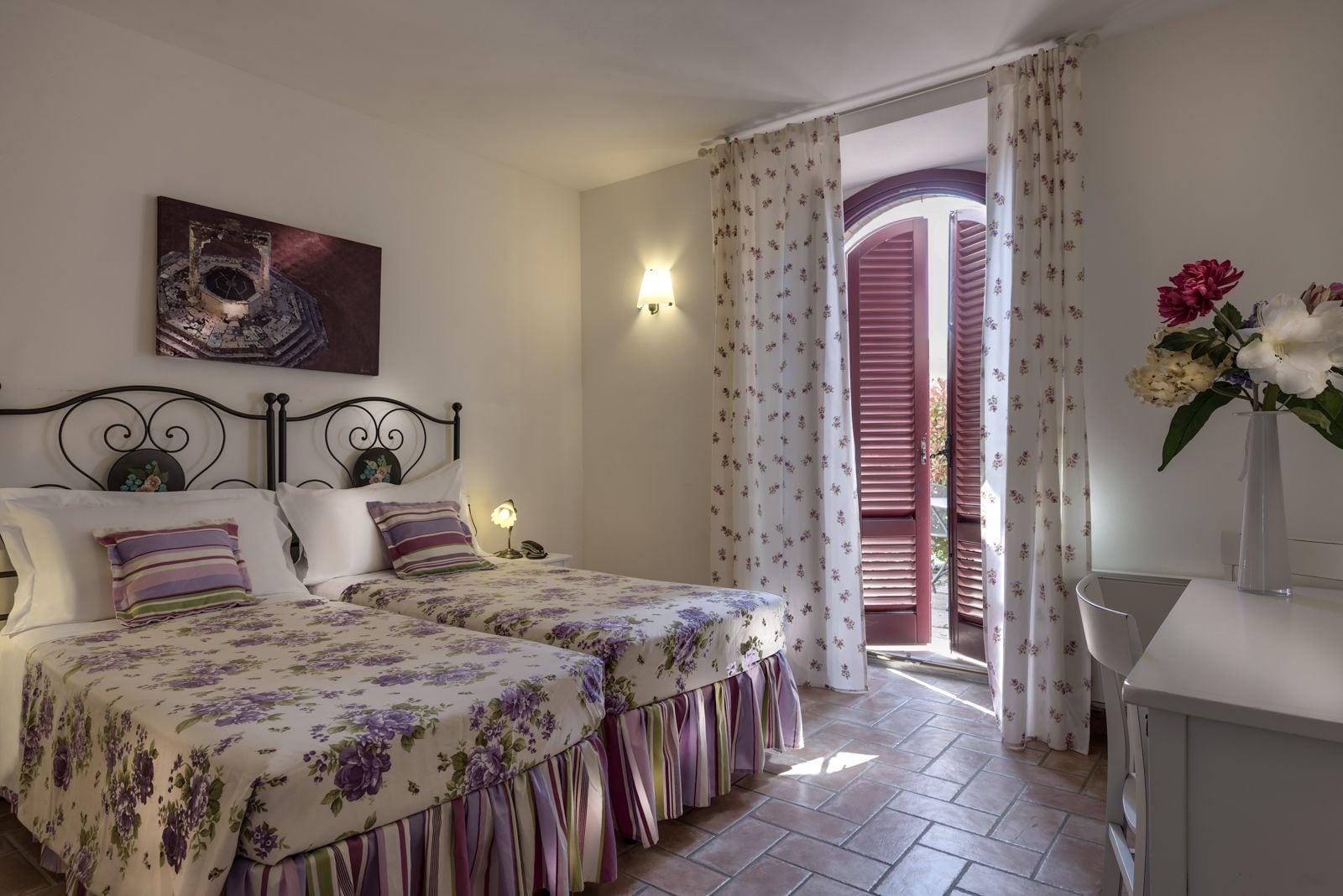 Hotel & Restaurant Casolare Le Terre Rosse San Gimignano Exteriér fotografie